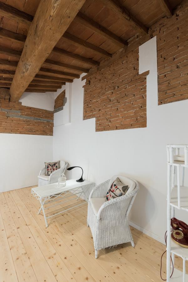 Old Bridge: Historical And Chic Apartment Флоренция Экстерьер фото